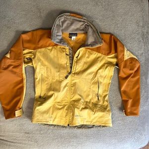 Patagonia Yellow & Orange Medium Weight Zip Up Jacket Women's Size Small